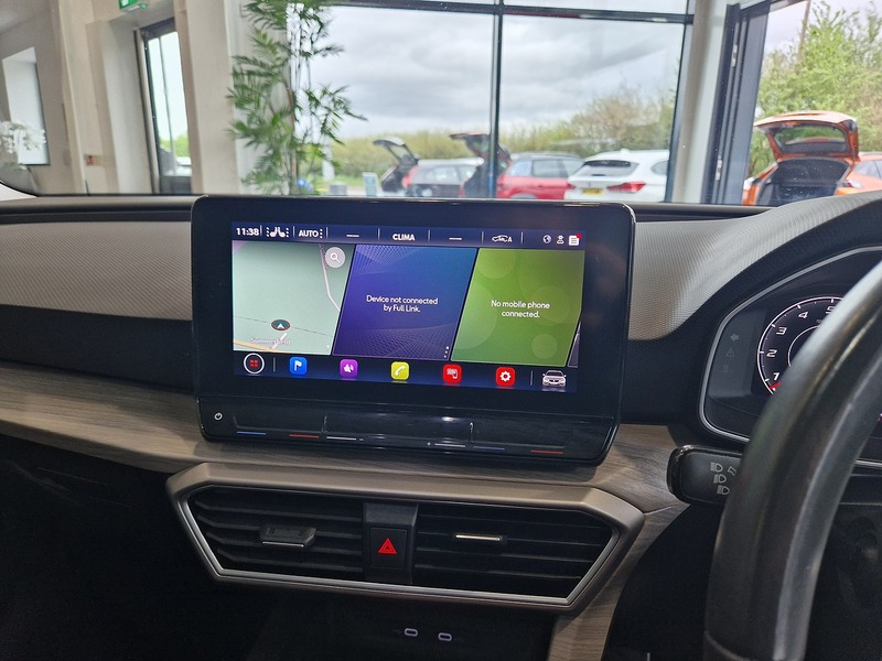 SEAT Leon eTSI MHEV XCELLENCE - U12150