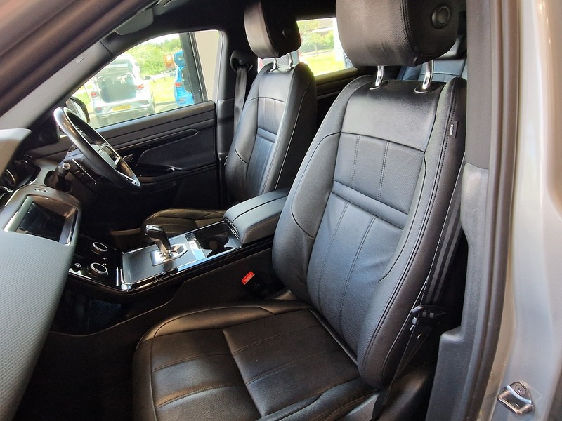 Land Rover Range Rover Evoque P300e R-Dynamic S - U12161