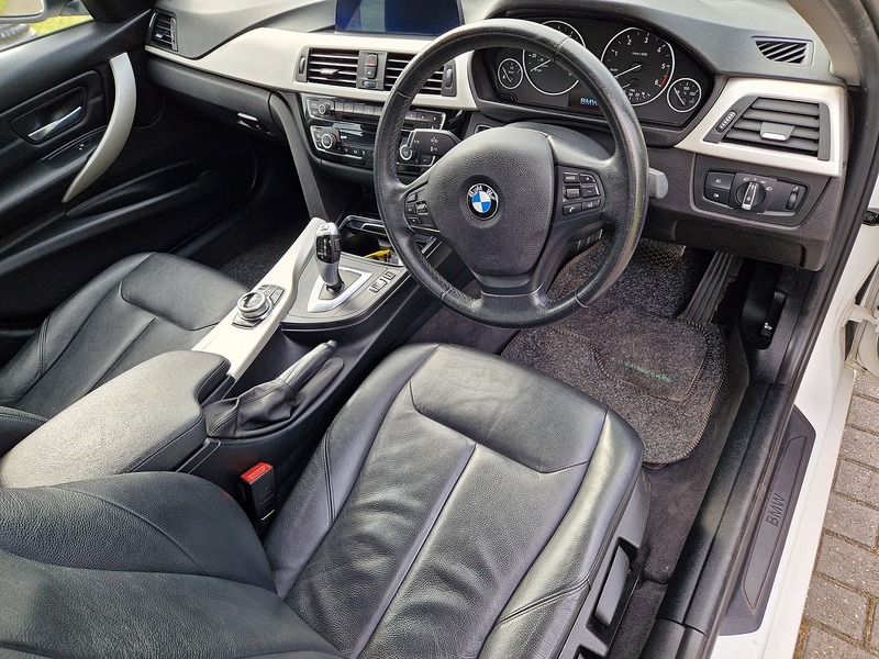 BMW 3 Series 320d ED Plus - U12164