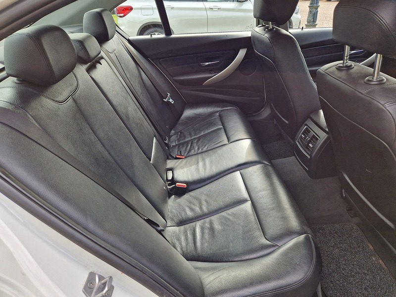 BMW 3 Series 320d ED Plus - U12164