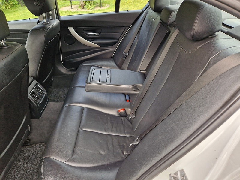 BMW 3 Series 320d ED Plus - U12164