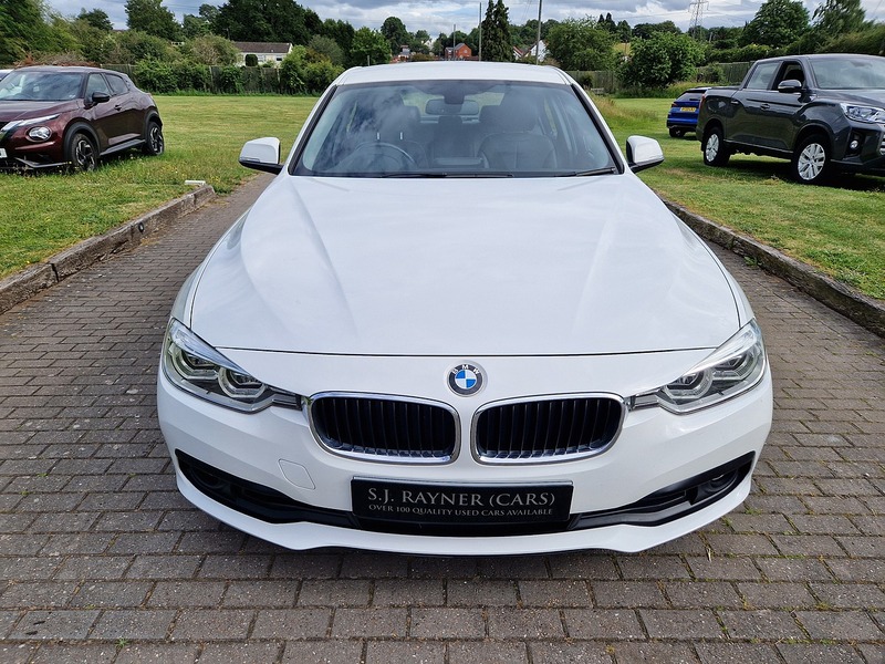 BMW 3 Series 320d ED Plus - U12164