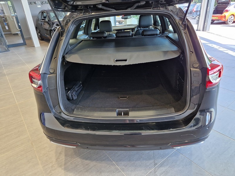Vauxhall Insignia Turbo D BlueInjection SRi VX Line Nav - U12170