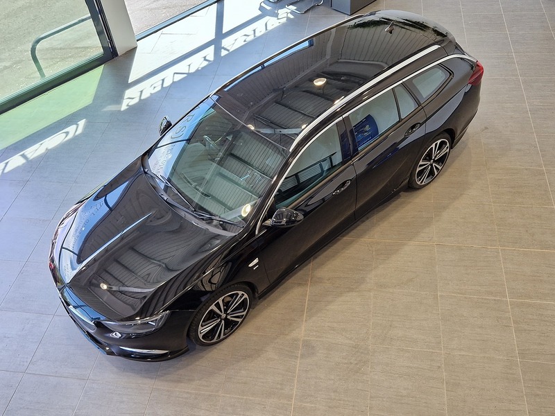 Vauxhall Insignia Turbo D BlueInjection SRi VX Line Nav - U12170