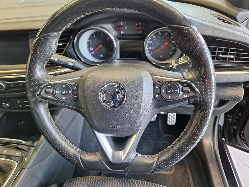 Vauxhall Insignia Turbo D BlueInjection SRi VX Line Nav - U12170