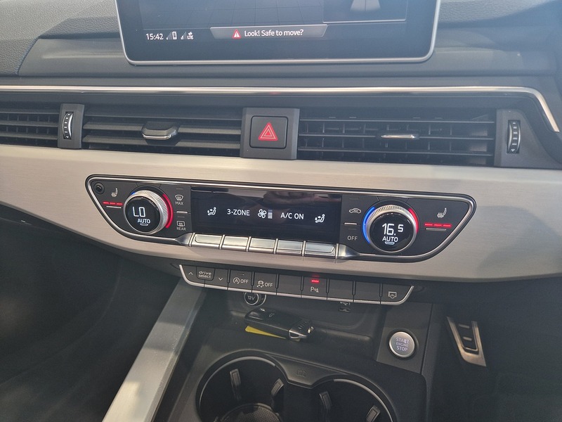 Audi A5 Cabriolet TDI S line - U12172
