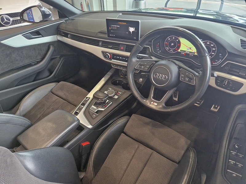 Audi A5 Cabriolet TDI S line - U12172