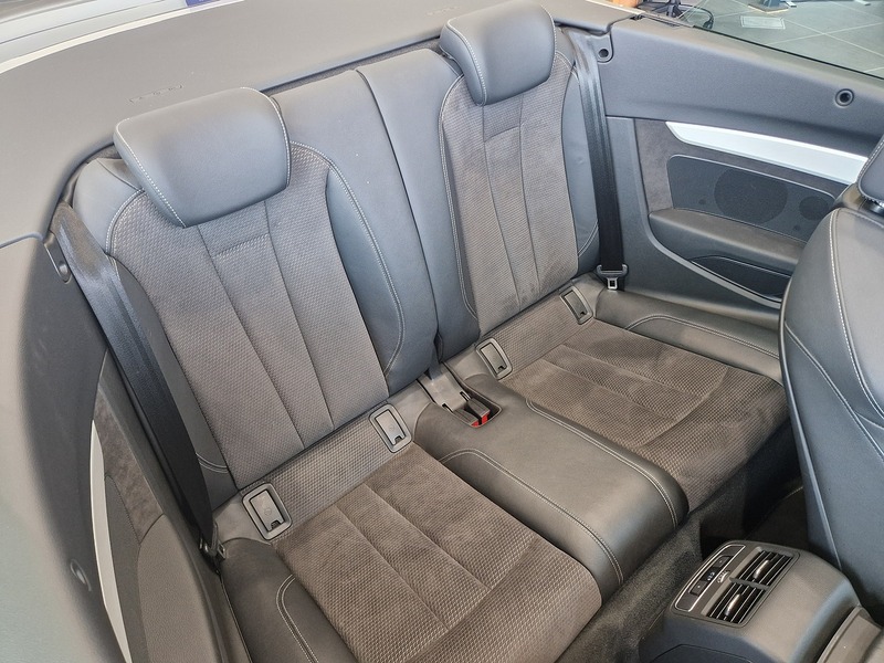 Audi A5 Cabriolet TDI S line - U12172