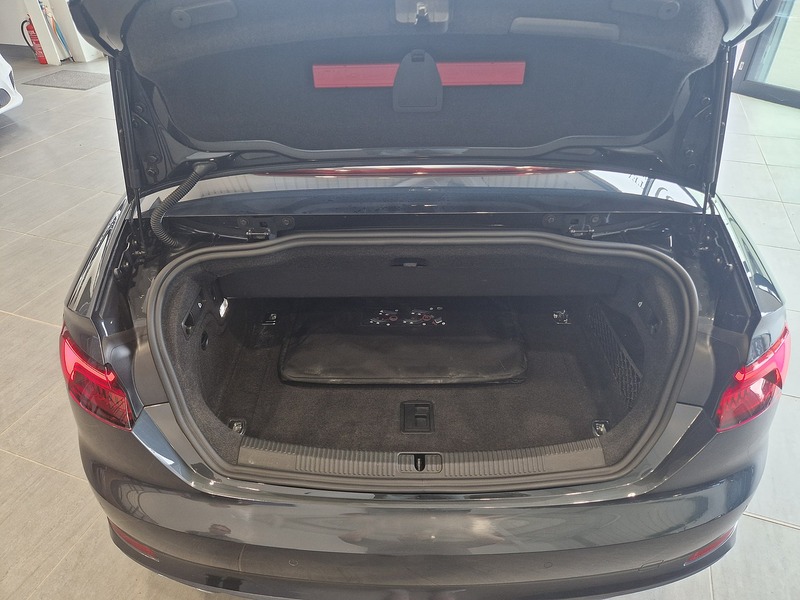 Audi A5 Cabriolet TDI S line - U12172