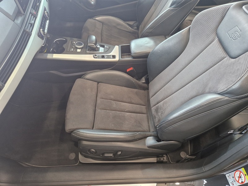 Audi A5 Cabriolet TDI S line - U12172
