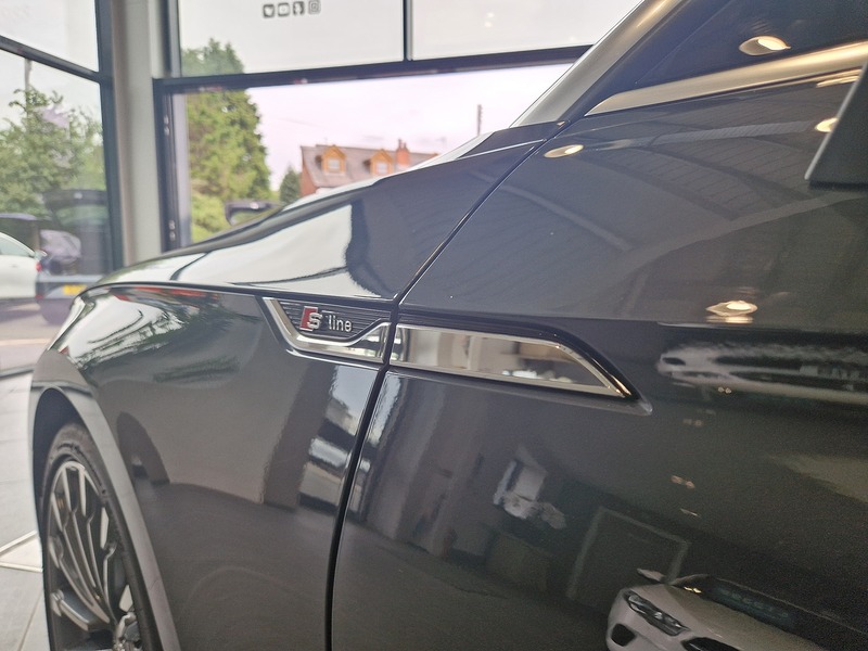 Audi A5 Cabriolet TDI S line - U12172