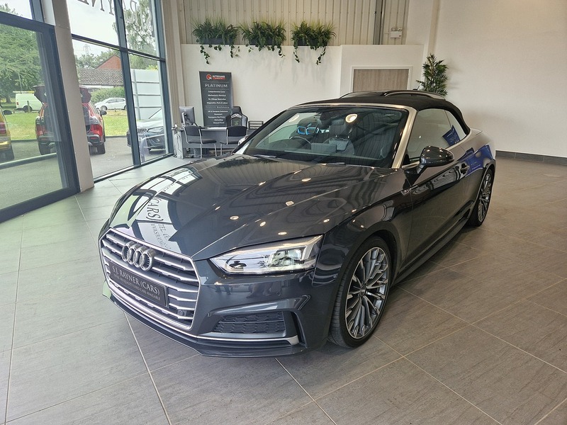 Audi A5 Cabriolet TDI S line - U12172