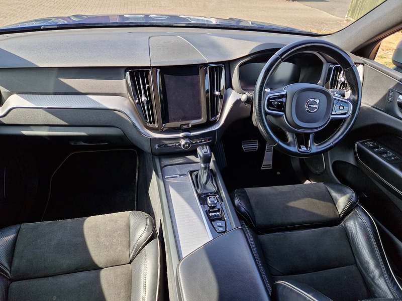 Volvo XC60 D5 PowerPulse R-Design - U12177