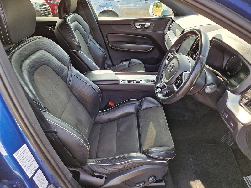 Volvo XC60 D5 PowerPulse R-Design - U12177