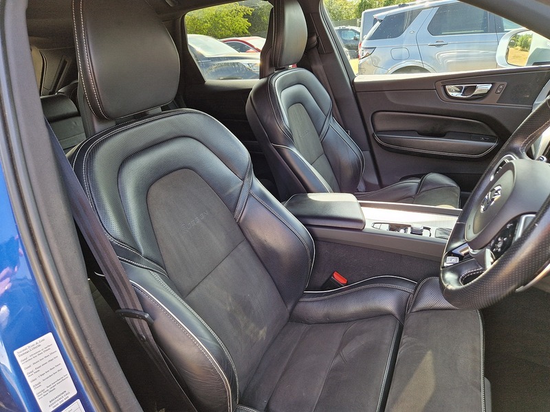 Volvo XC60 D5 PowerPulse R-Design - U12177