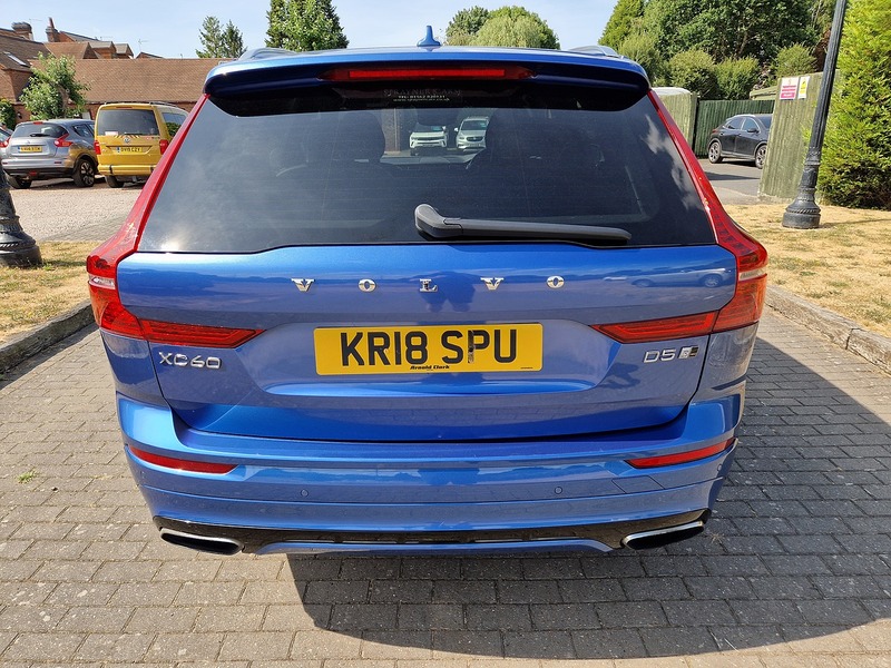 Volvo XC60 D5 PowerPulse R-Design - U12177
