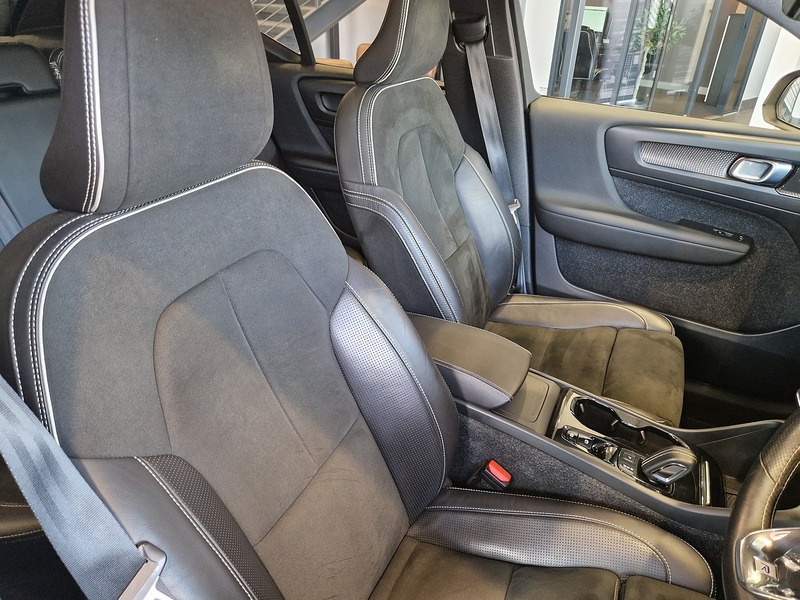 Volvo XC40 D4 First Edition - U12179