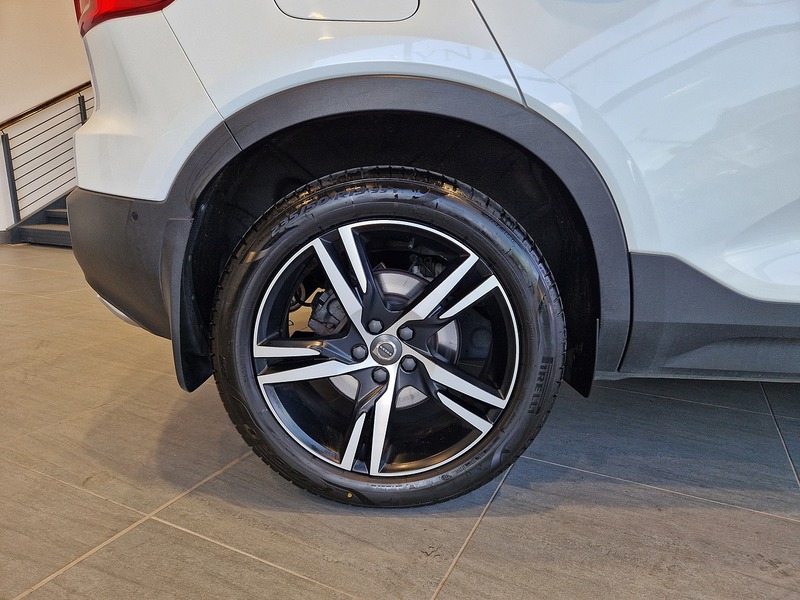 Volvo XC40 D4 First Edition - U12179