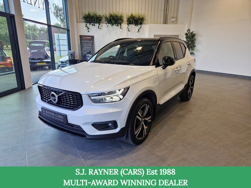 Volvo XC40 D4 First Edition - U12179