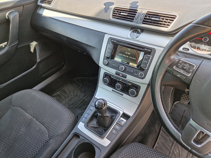 Volkswagen Passat TDI BlueMotion Tech R-Line - U12181