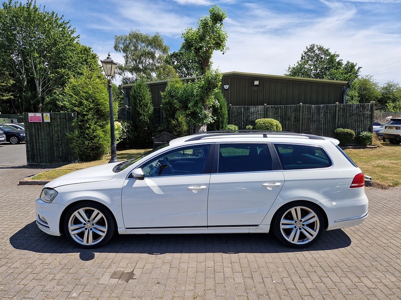 Volkswagen Passat TDI BlueMotion Tech R-Line - U12181
