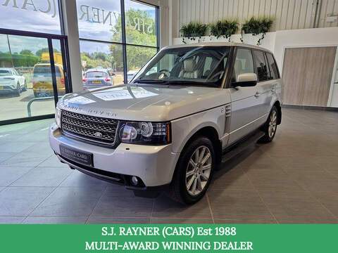 Land Rover Range Rover 2.0 D200 MHEV R-Dynamic SE SUV 5dr Diesel Auto 4WD Euro 6 (s/s) (204 ps)