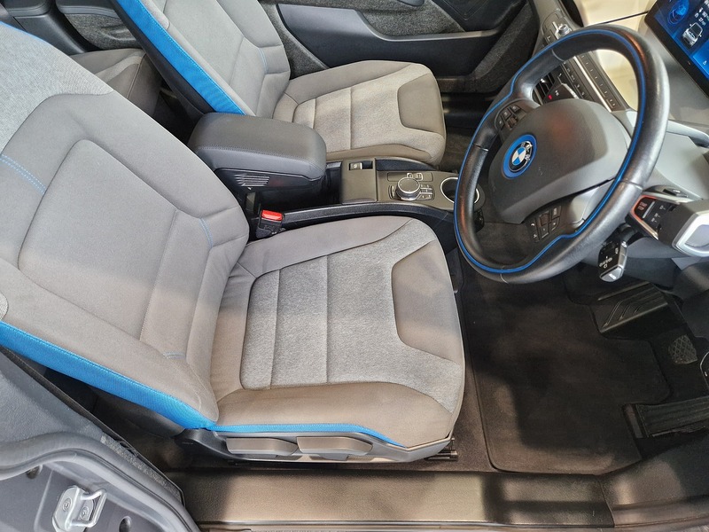 BMW i3  - U12187