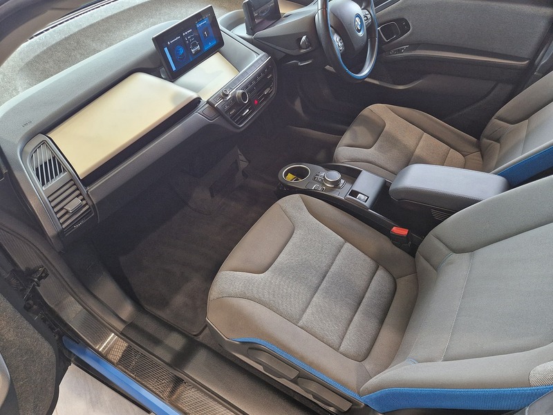 BMW i3  - U12187