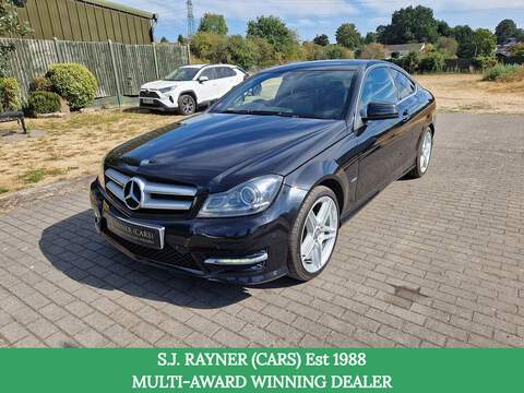 Mercedes-Benz C Class 2.0 C300e 25.4kWh AMG Line (Premium) Saloon 4dr Petrol Plug-in Hybrid G-Tronic+ Euro 6 (s/s) (313 ps)