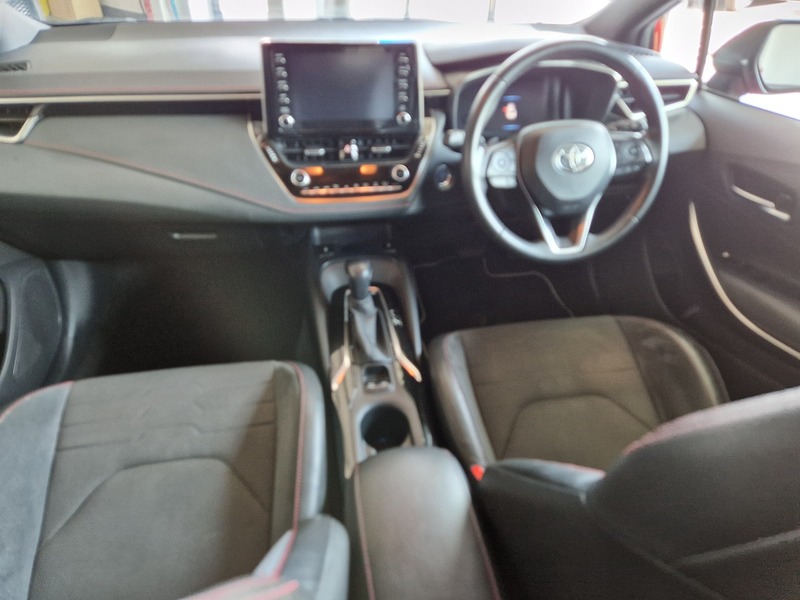 Toyota Corolla VVT-h Excel - U12189