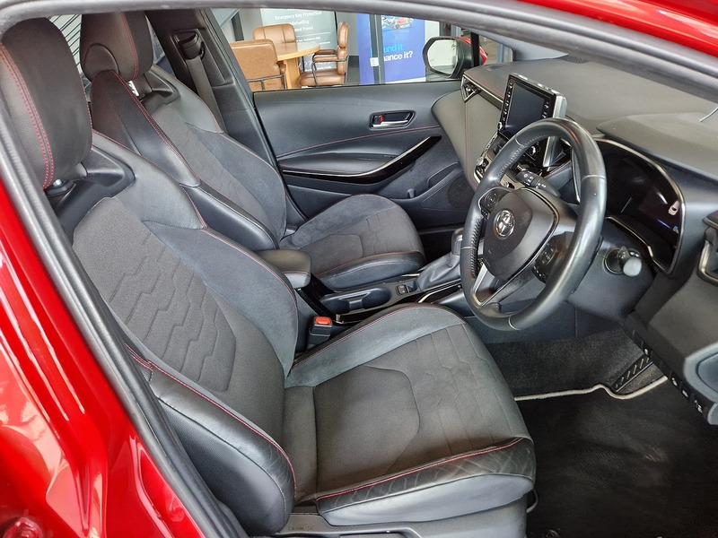 Toyota Corolla VVT-h Excel - U12189