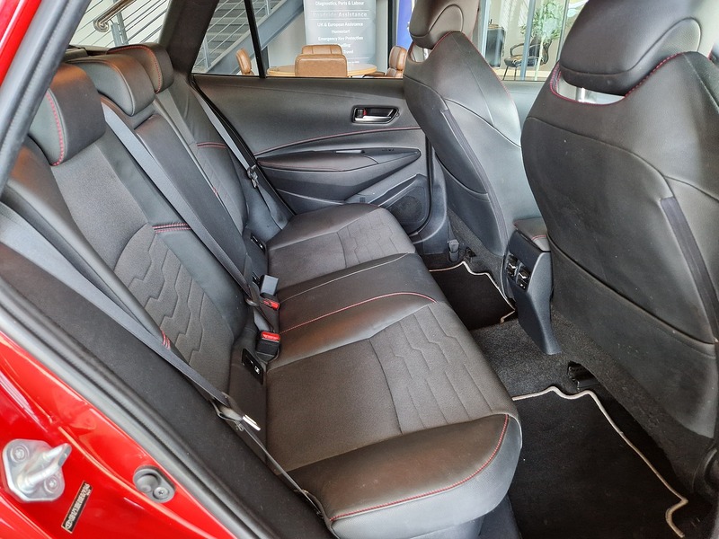 Toyota Corolla VVT-h Excel - U12189