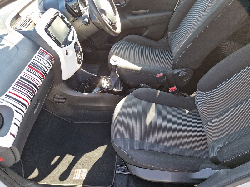Peugeot 108 VTi PureTech Allure - U12190
