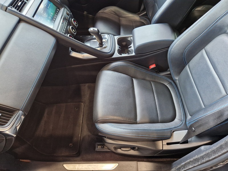 Jaguar E-PACE D150 R-Dynamic S - U12191