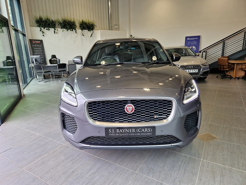Jaguar E-PACE D150 R-Dynamic S - U12191