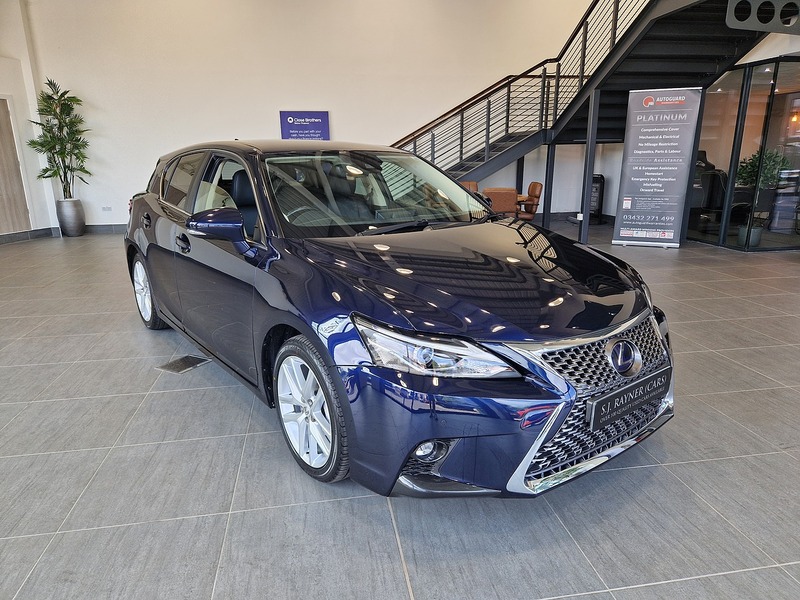 Lexus CT 200h Premier - U12192