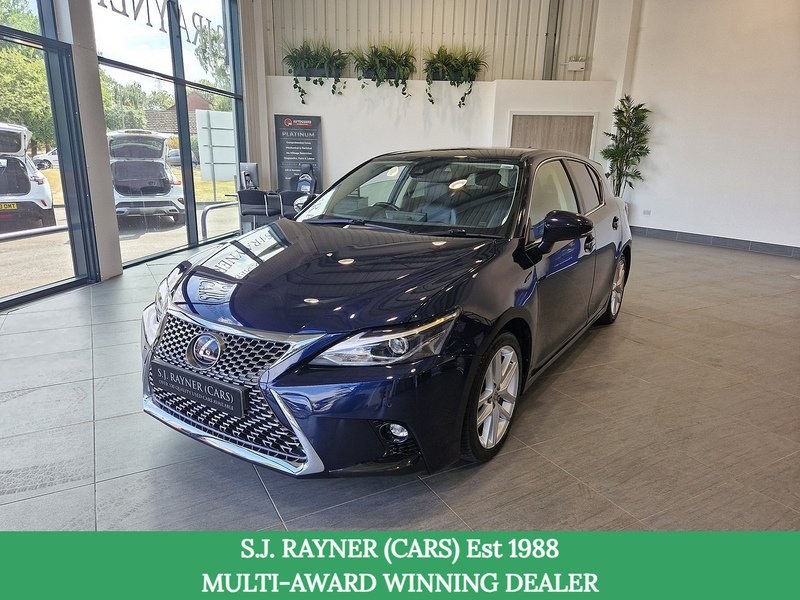 Lexus CT 200h Premier - U12192