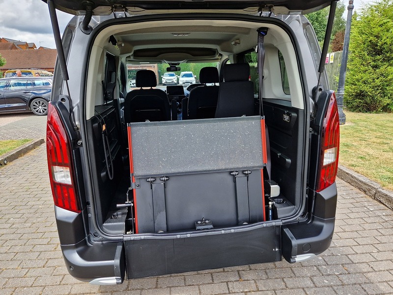 Peugeot Rifter BlueHDi Allure - U12196