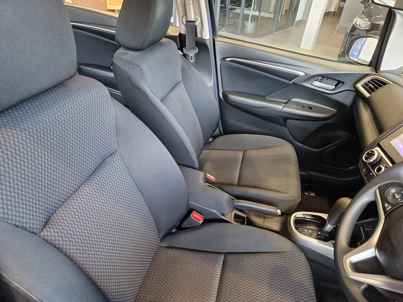 Honda Jazz i-VTEC SE - U12197