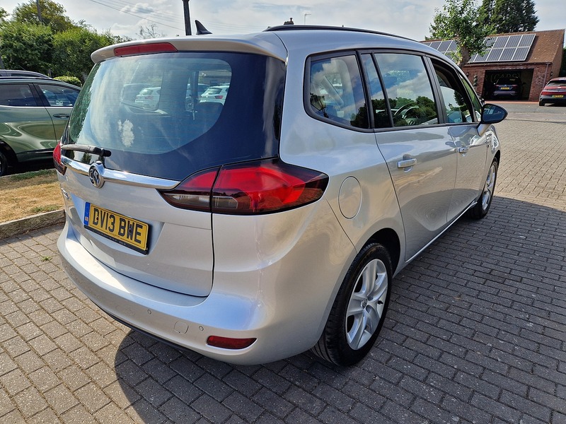 Vauxhall Zafira Tourer Exclusiv - U12202