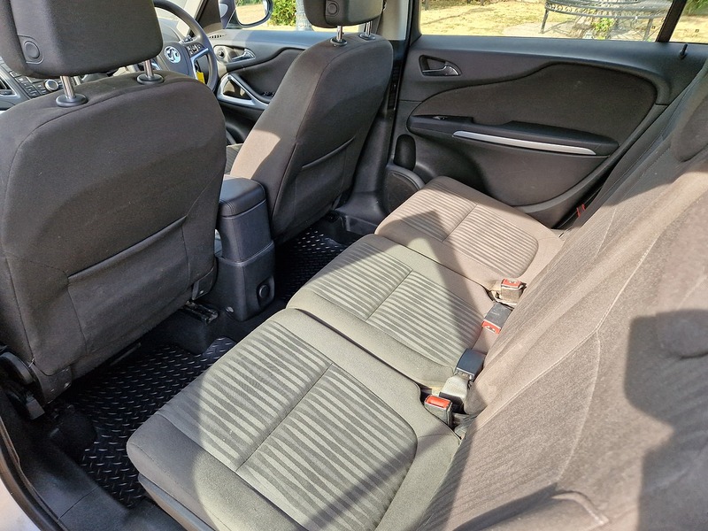 Vauxhall Zafira Tourer Exclusiv - U12202
