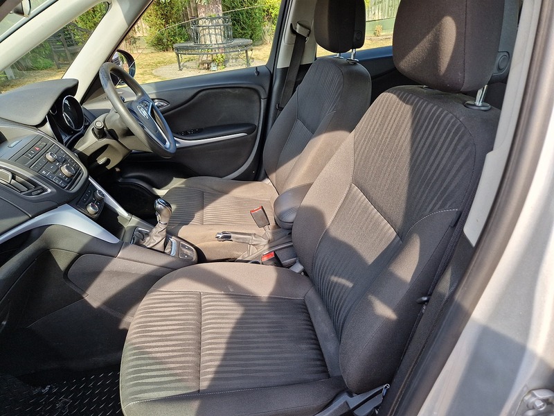 Vauxhall Zafira Tourer Exclusiv - U12202