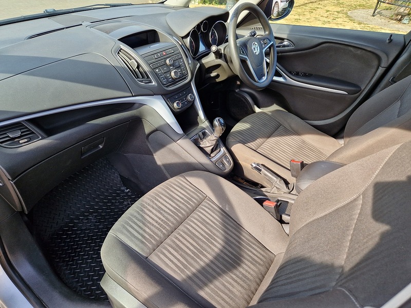 Vauxhall Zafira Tourer Exclusiv - U12202