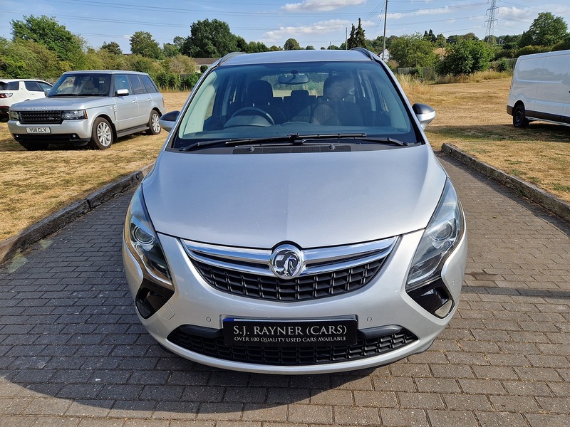 Vauxhall Zafira Tourer Exclusiv - U12202