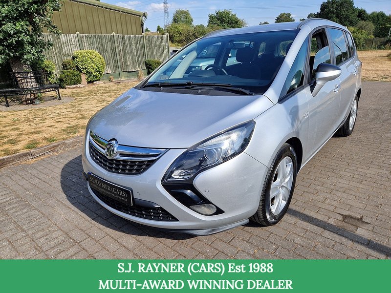 Vauxhall Zafira Tourer Exclusiv - U12202