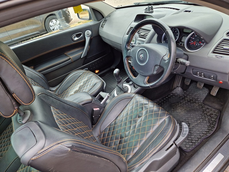 Renault Megane VVT Dynamique - U12207