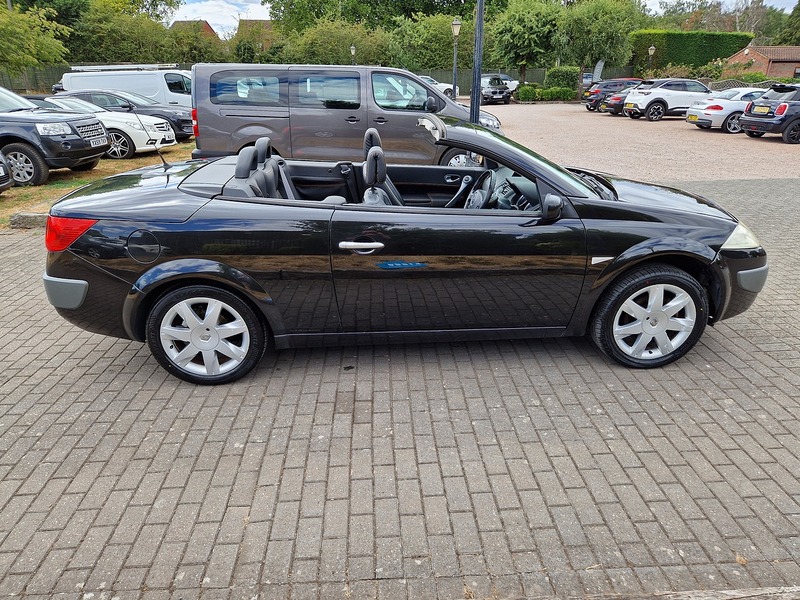 Renault Megane VVT Dynamique - U12207