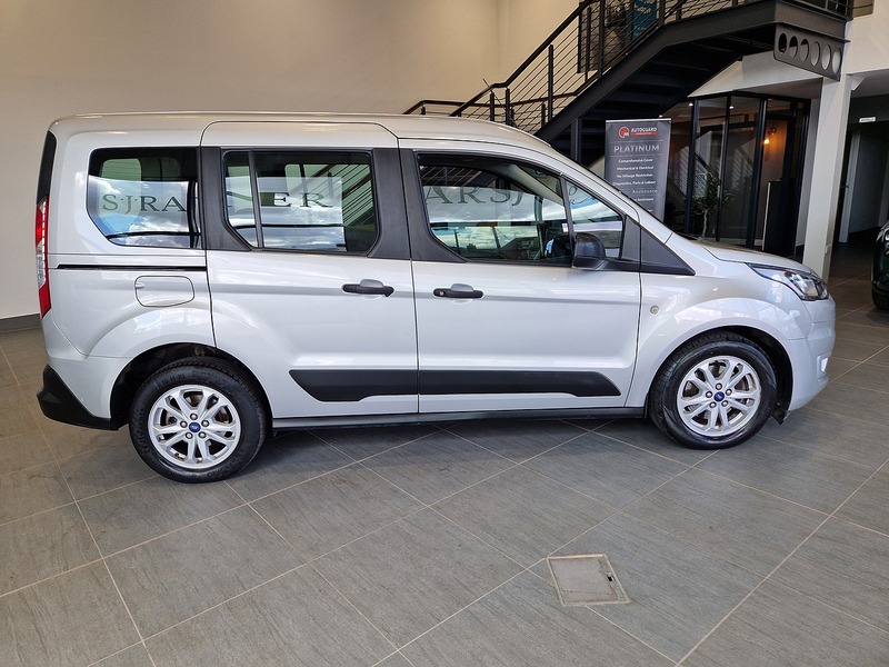 Ford Tourneo Connect EcoBlue Zetec - U12210