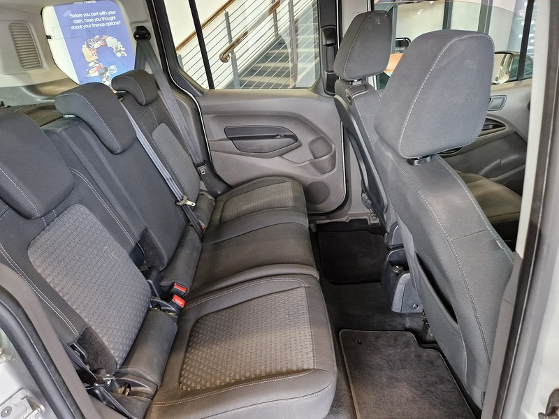 Ford Tourneo Connect EcoBlue Zetec - U12210