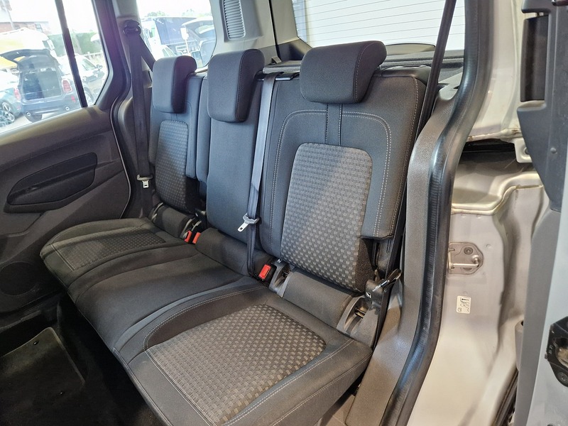 Ford Tourneo Connect EcoBlue Zetec - U12210